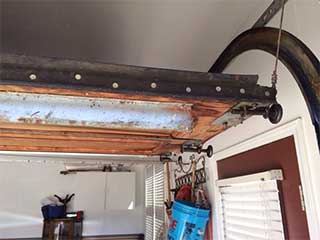 Door Maintenance | Garage Door Repair Staten Island, NY